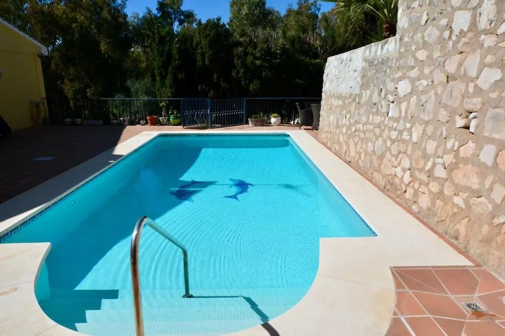 Stylish 3 Bedroom Villa Santa Fe de los Boliches
