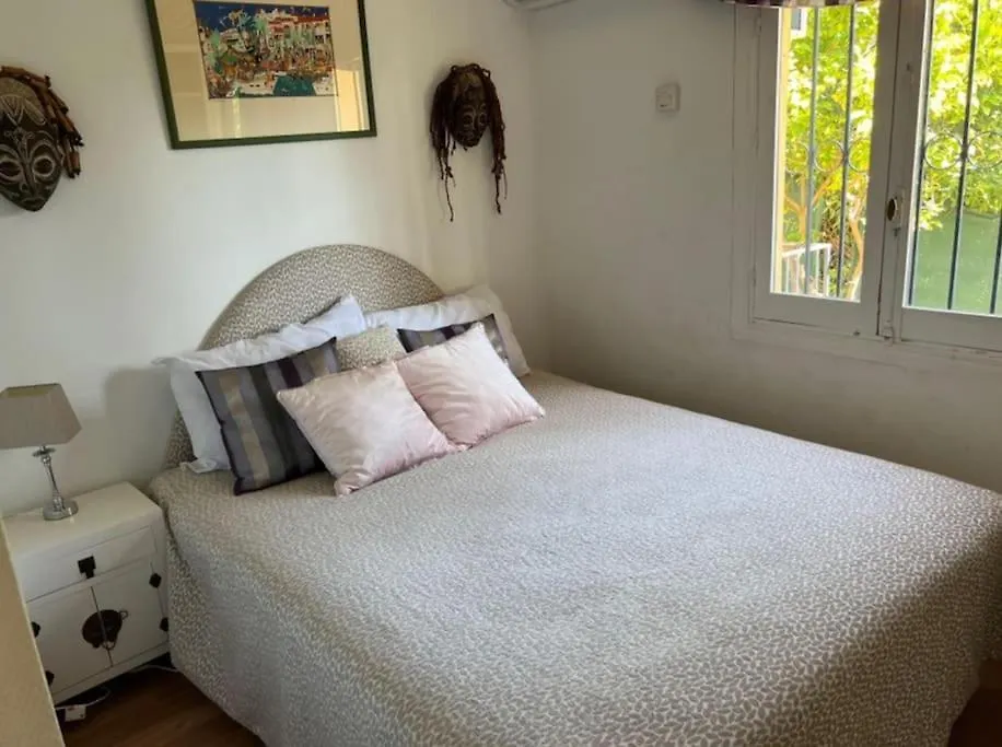 Stylish 3 Bedroom Villa Santa Fe de los Boliches
